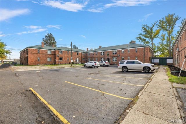 15860 Joy Road, Detroit, MI 48228