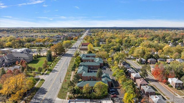 15860 Joy Road, Detroit, MI 48228