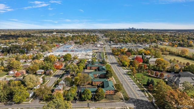 15860 Joy Road, Detroit, MI 48228