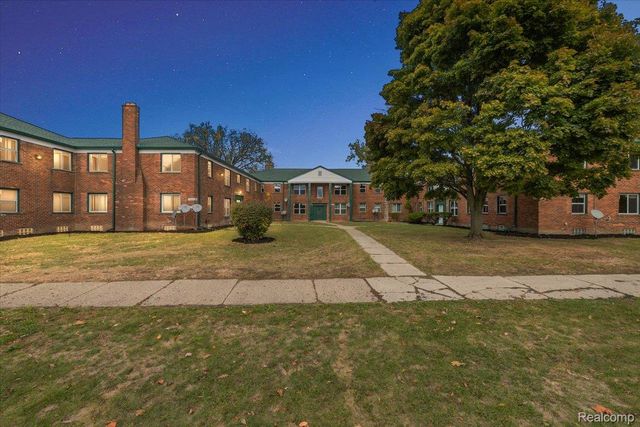 15860 Joy Road, Detroit, MI 48228
