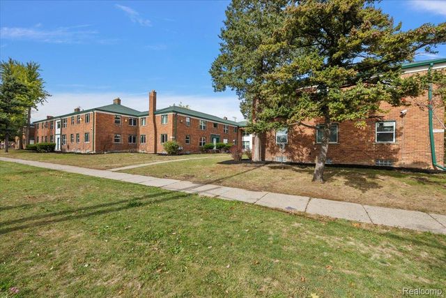 15860 Joy Road, Detroit, MI 48228