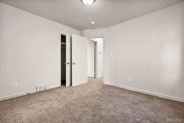 15860 Joy Road, Detroit, MI 48228