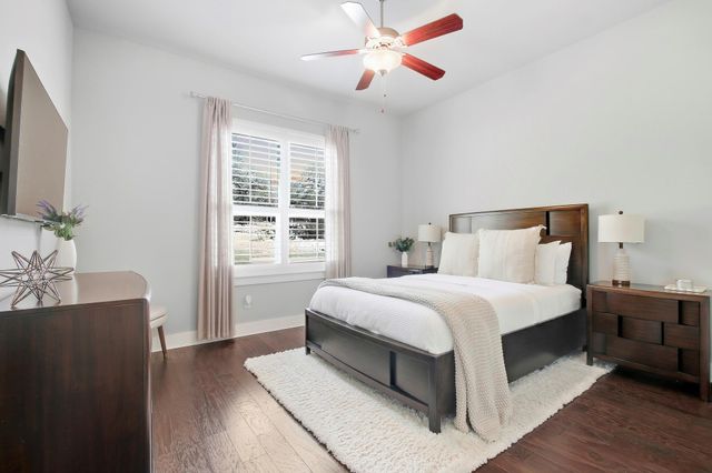 128 Tuscany WAY, Georgetown, TX 78633