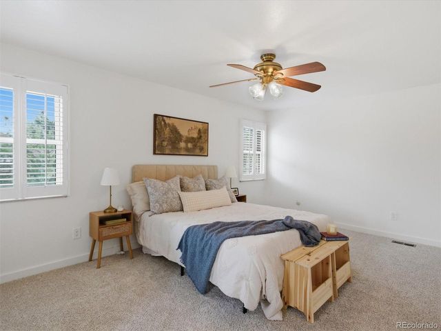 5576 W Hinsdale Pl, Littleton, CO 80128