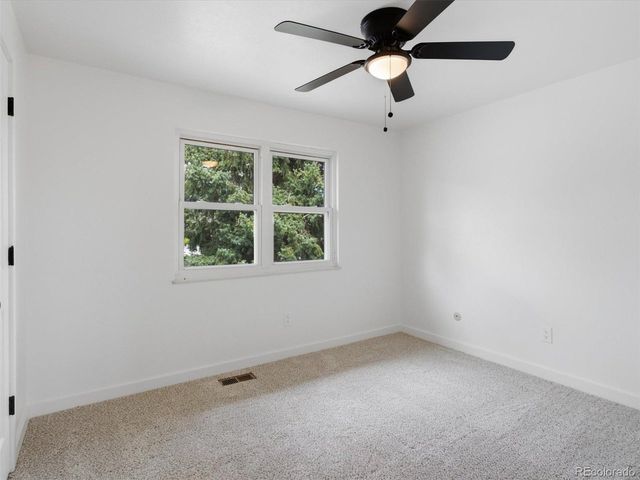5576 W Hinsdale Pl, Littleton, CO 80128