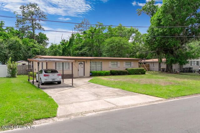 6922 ROLLO Road, Jacksonville, FL 32205