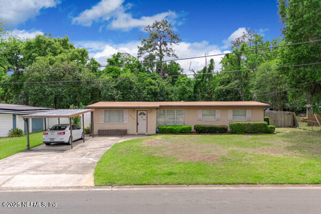 6922 ROLLO Road, Jacksonville, FL 32205