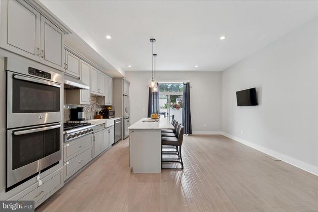 488 EVERGREEN AVE, Philadelphia, PA 19128