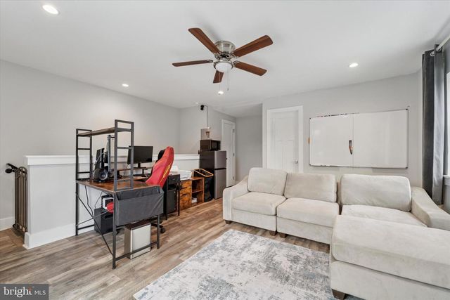 488 EVERGREEN AVE, Philadelphia, PA 19128