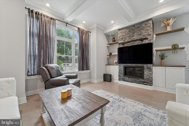 488 EVERGREEN AVE, Philadelphia, PA 19128