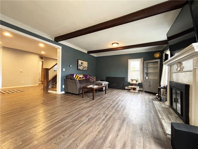 32 W Humbird Street, Rice Lake, WI 54868