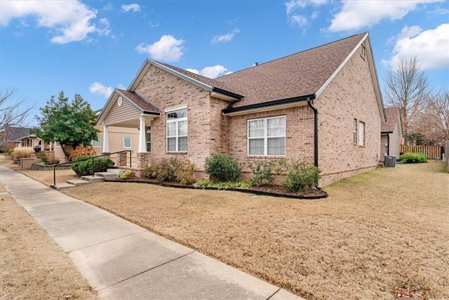 6559 Bernice Avenue, Springdale, AR 72762