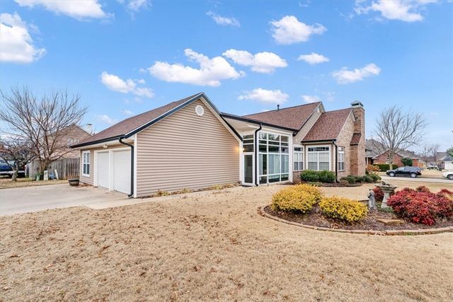 6559 Bernice Avenue, Springdale, AR 72762