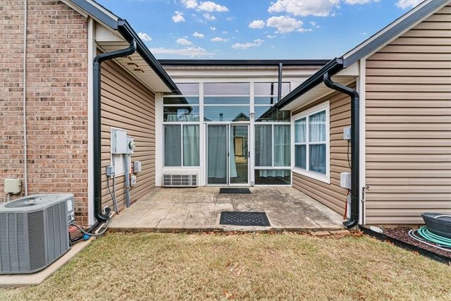 6559 Bernice Avenue, Springdale, AR 72762