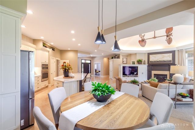 1384 Courtyard Place, Dayton, OH 45458