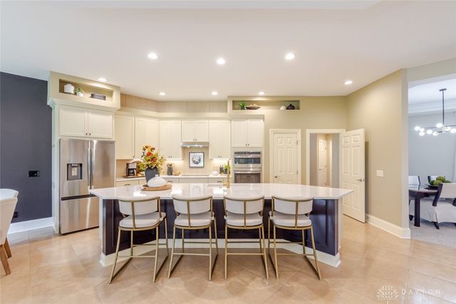 1384 Courtyard Place, Dayton, OH 45458