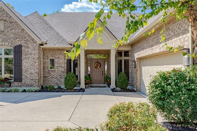 1384 Courtyard Place, Dayton, OH 45458