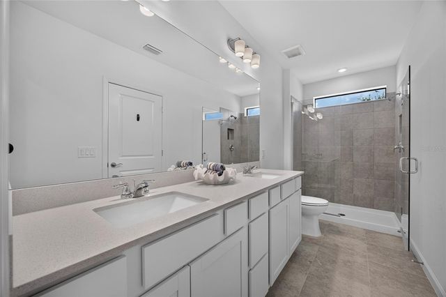 6492 SILVERSTAR DRIVE, Sarasota, FL 34240