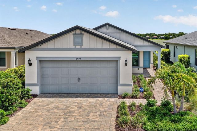 6492 SILVERSTAR DRIVE, Sarasota, FL 34240