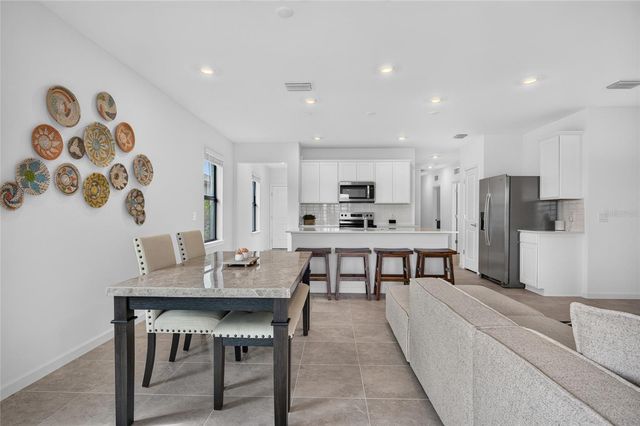 6492 SILVERSTAR DRIVE, Sarasota, FL 34240