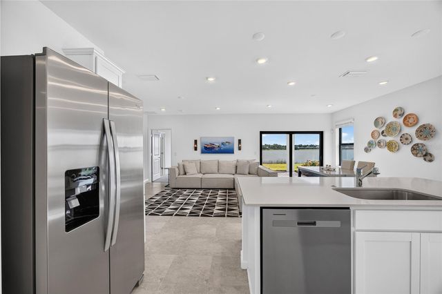 6492 SILVERSTAR DRIVE, Sarasota, FL 34240