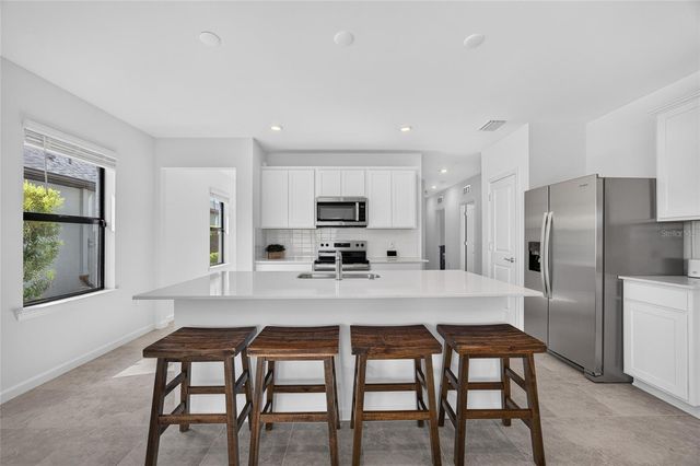 6492 SILVERSTAR DRIVE, Sarasota, FL 34240