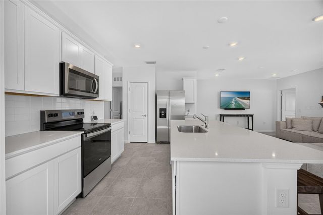 6492 SILVERSTAR DRIVE, Sarasota, FL 34240