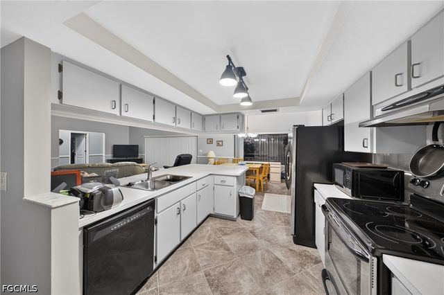 419 Mohawk PKWY, Cape Coral, FL 33914