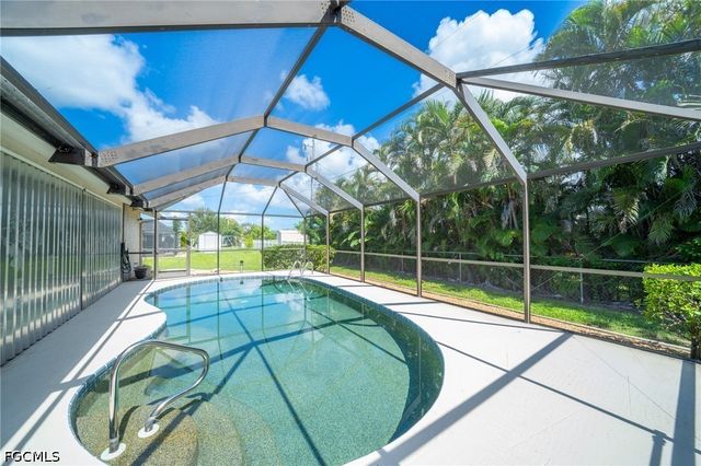 419 Mohawk PKWY, Cape Coral, FL 33914