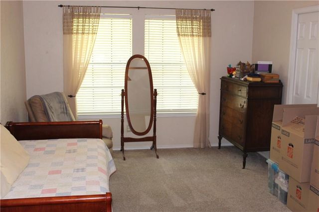 200 N Kings Canyon DR, Cedar Park, TX 78613