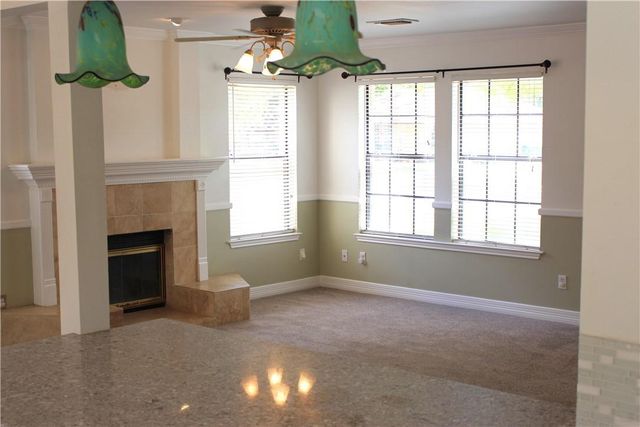 200 N Kings Canyon DR, Cedar Park, TX 78613