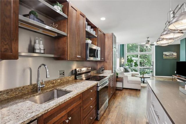 1357 Stirling Circle NW, Atlanta, GA 30318
