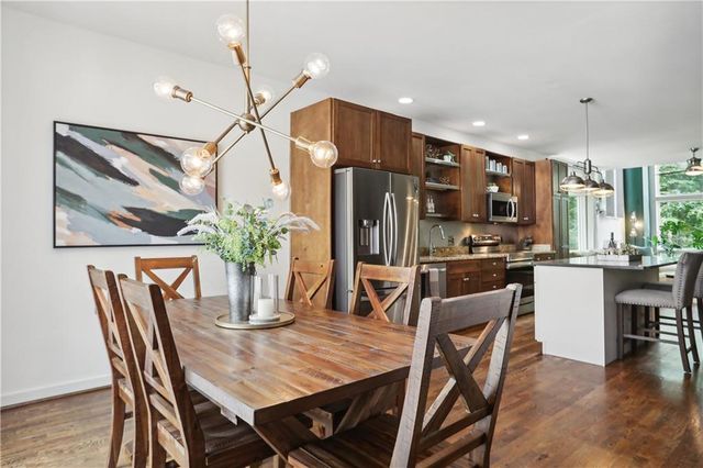 1357 Stirling Circle NW, Atlanta, GA 30318
