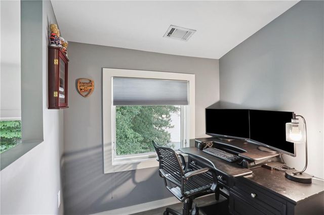 1357 Stirling Circle NW, Atlanta, GA 30318