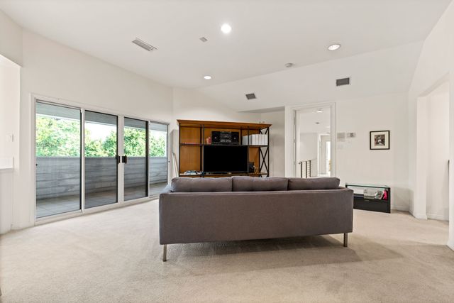 6018 Rose Grove Court, Dallas, TX 75248