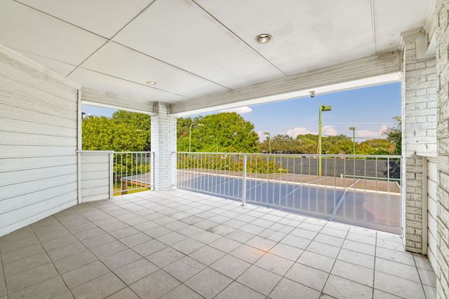 6018 Rose Grove Court, Dallas, TX 75248