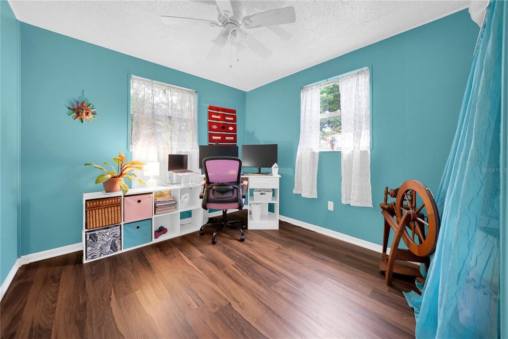 Image 13 of property listing at 5638 146TH TERRACE N, Clearwater, FL 33760