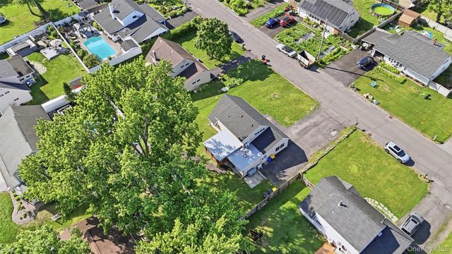 22 Jumping Brook Lane, Kingston, NY 12401