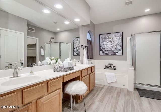 16848 S 13TH Place, Phoenix, AZ 85048