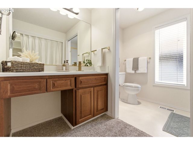 1639 Ne 150TH Ave, Portland, OR 97230