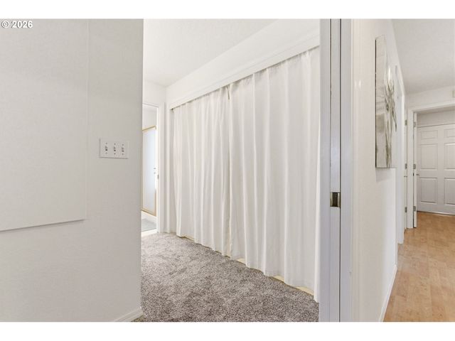 1639 Ne 150TH Ave, Portland, OR 97230