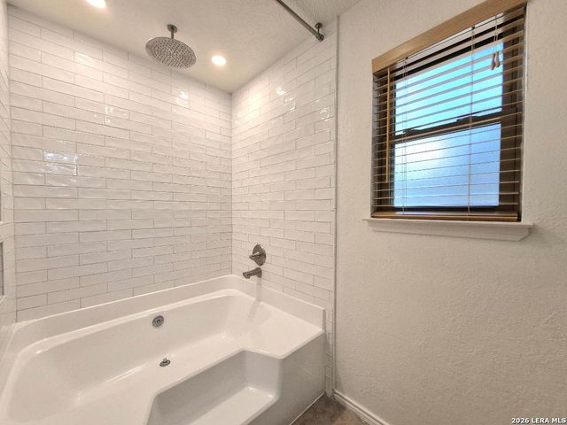 4908 TIMBER TRACE ST, San Antonio, TX 78250