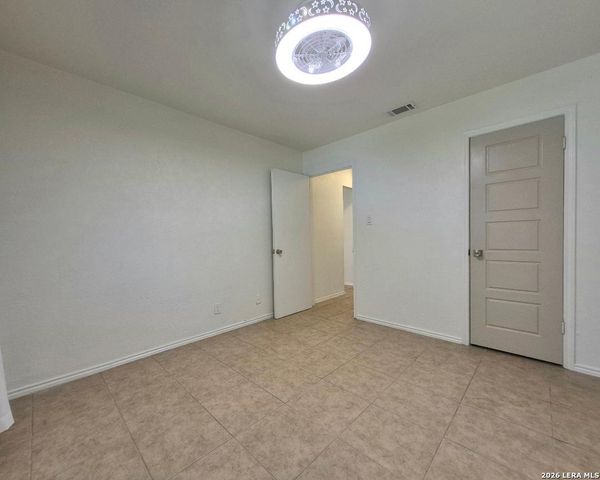 4908 TIMBER TRACE ST, San Antonio, TX 78250