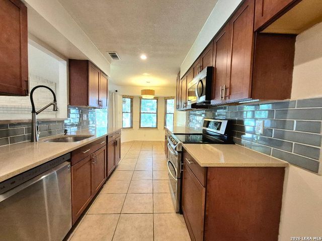 4908 TIMBER TRACE ST, San Antonio, TX 78250