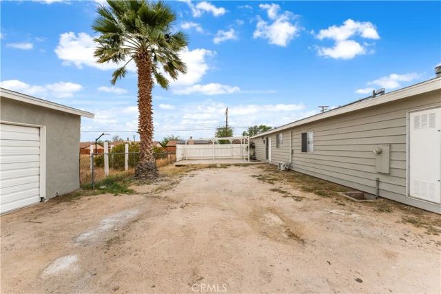 1992 Hillcrest Avenue, Rosamond, CA 93560