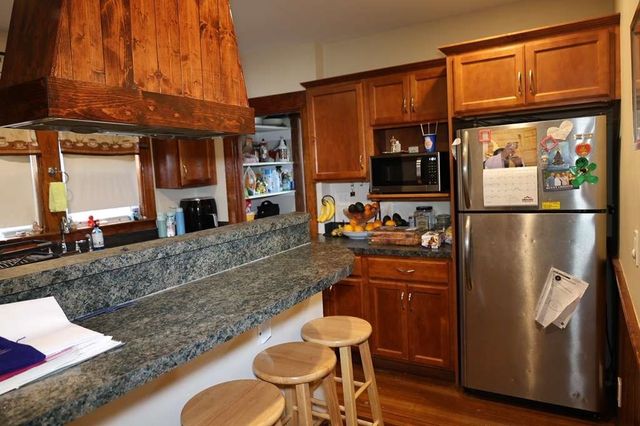 73 Bonair St, Somerville, MA 02145