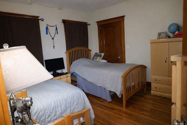 73 Bonair St, Somerville, MA 02145