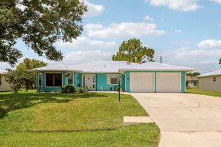464 NW Ravenswood Lane, Port St. Lucie, FL 34983