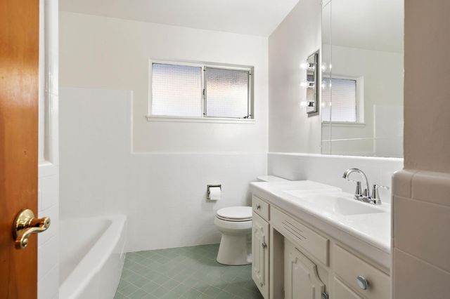 1410 Sherwood Ave, Sacramento, CA 95822