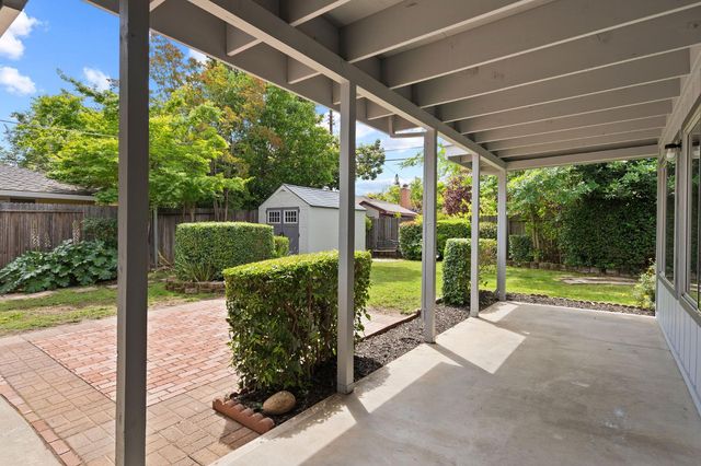 1410 Sherwood Ave, Sacramento, CA 95822